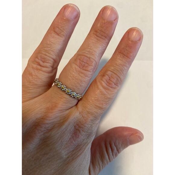 daisy ring size 8 - Picture 1 of 3